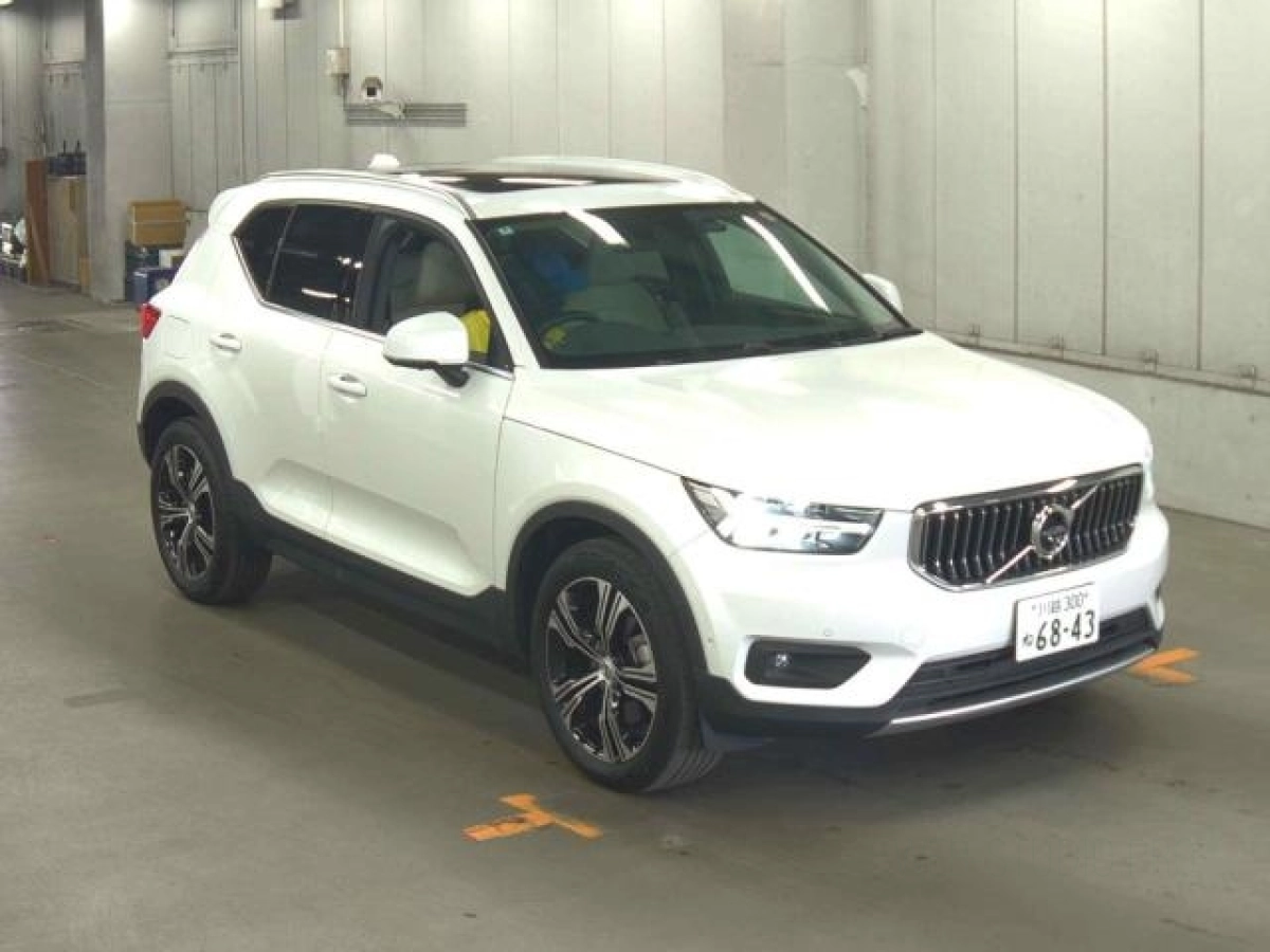 VOLVO XC40 XB420TXCM 2022