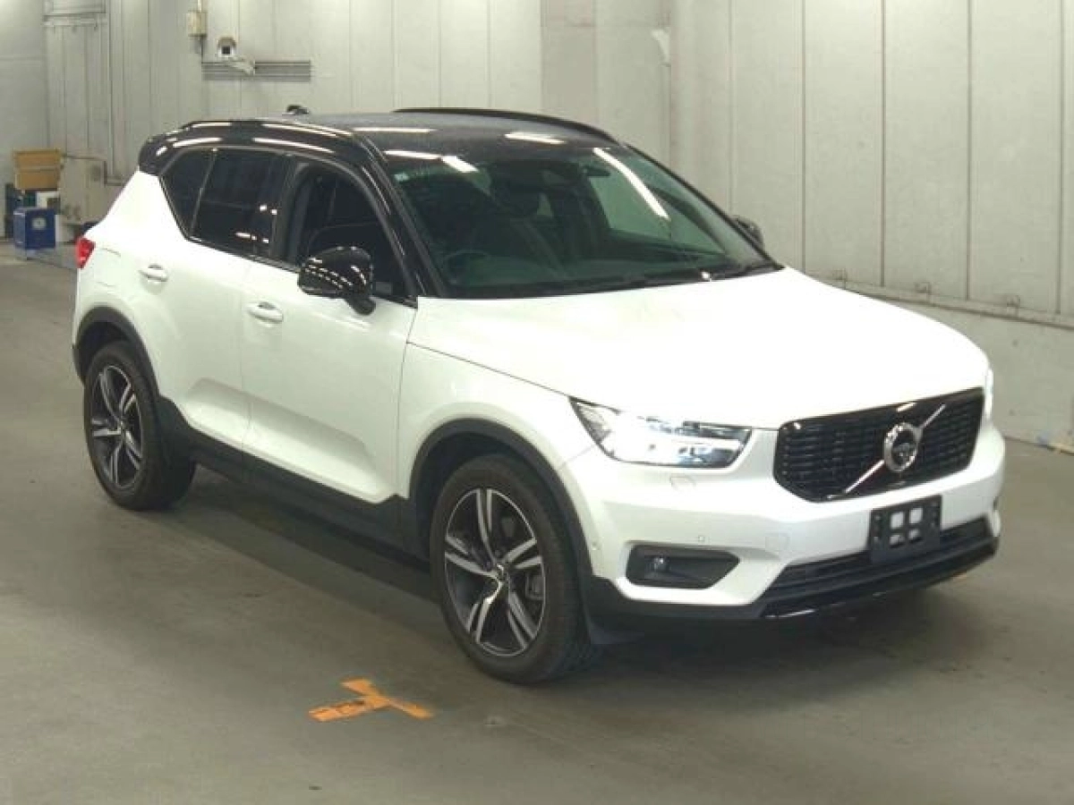 VOLVO XC40 XB420XC 2019