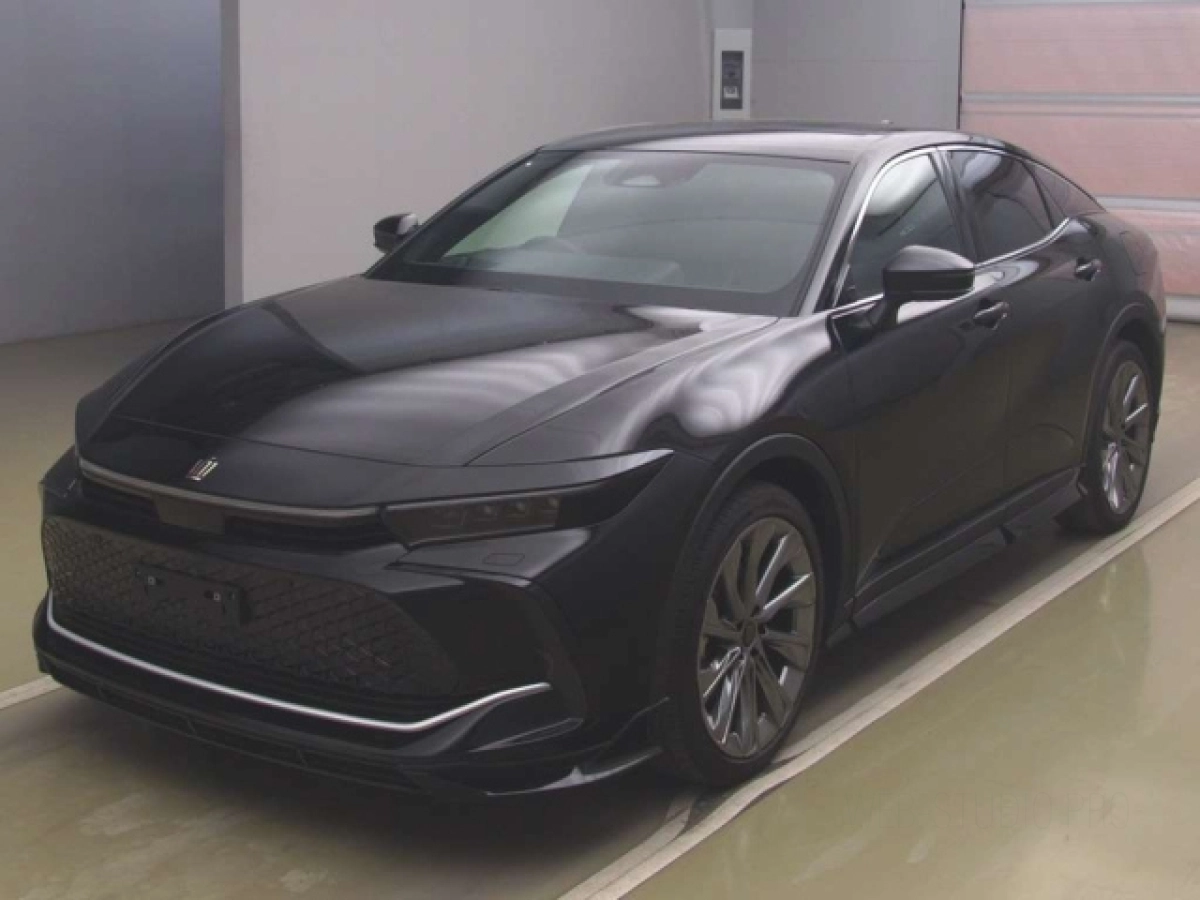 TOYOTA CROWN CROSSOVER AZSH35 2023