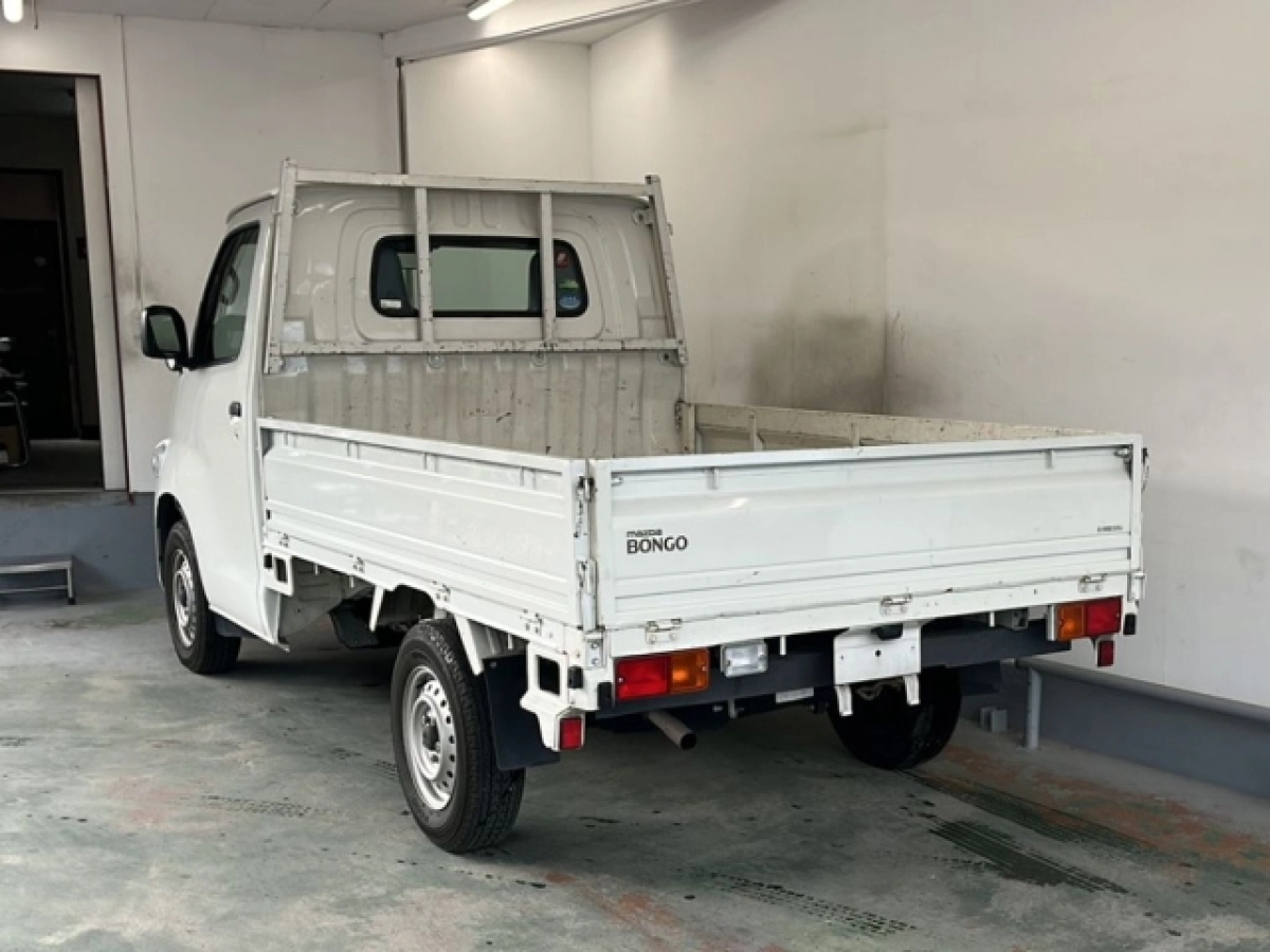 MAZDA BONGO