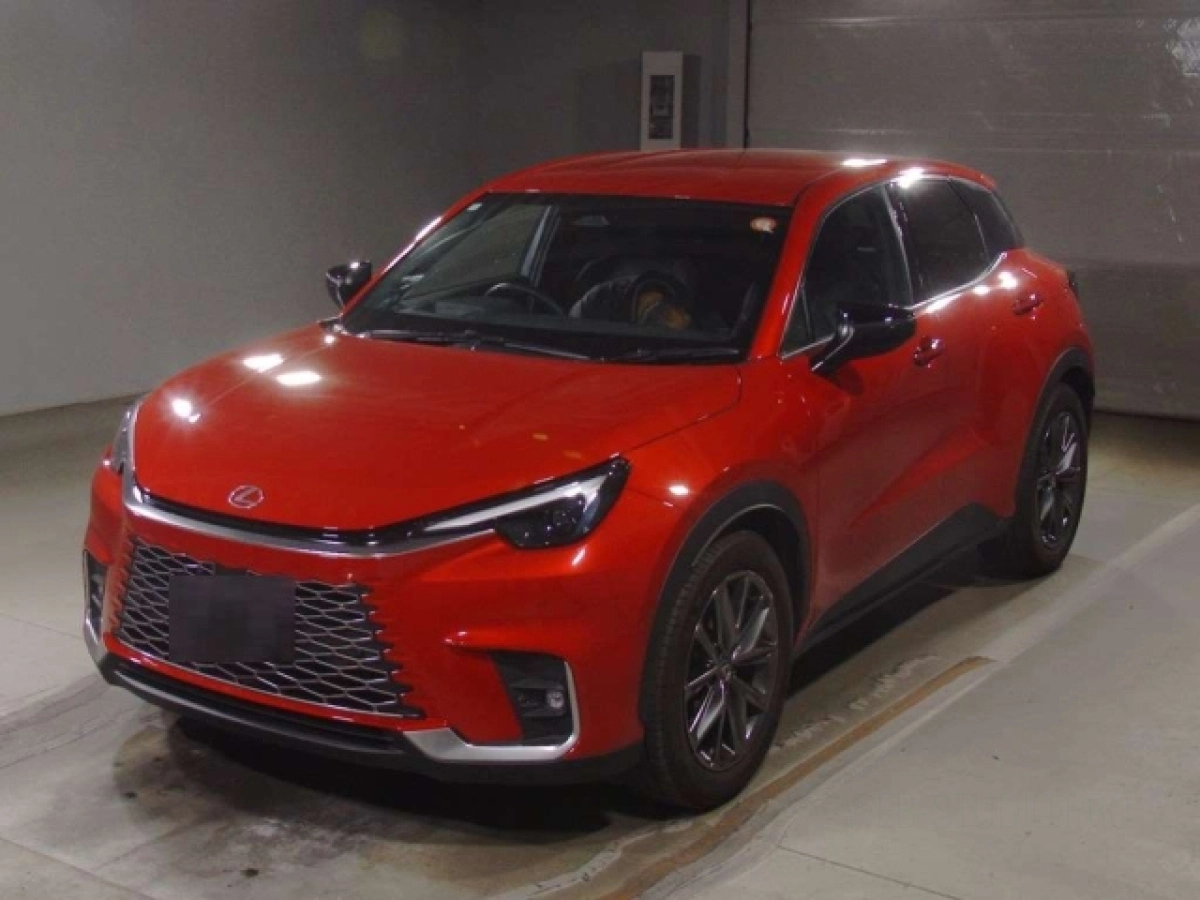 LEXUS LBX MAYH10 2024