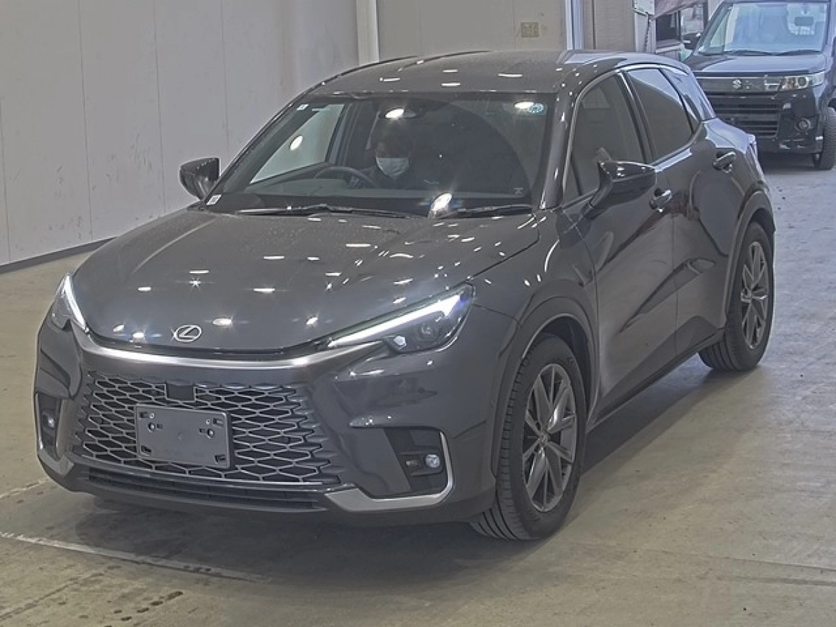LEXUS LBX MAYH10 2024