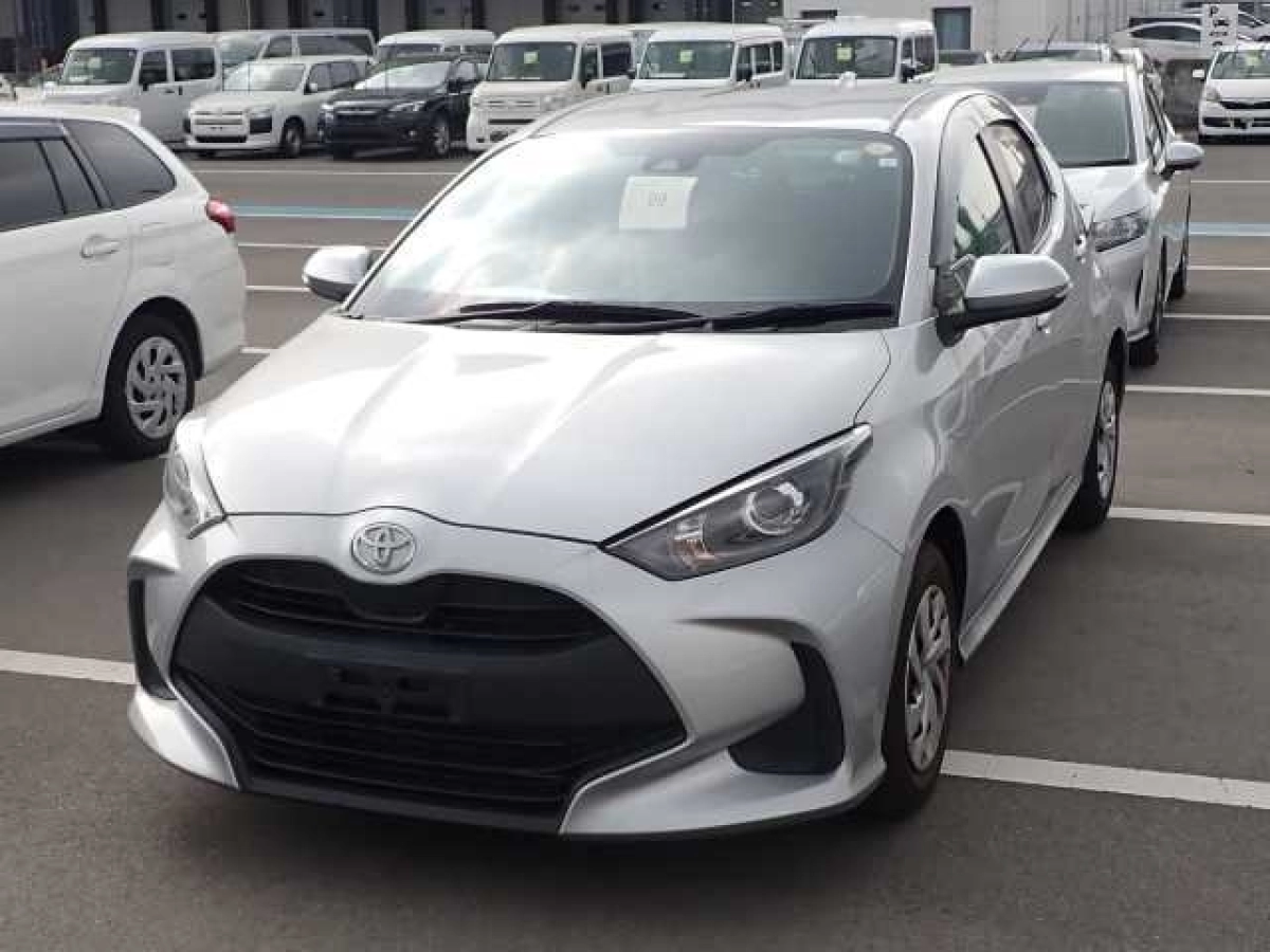 TOYOTA YARIS MXPA10 2023