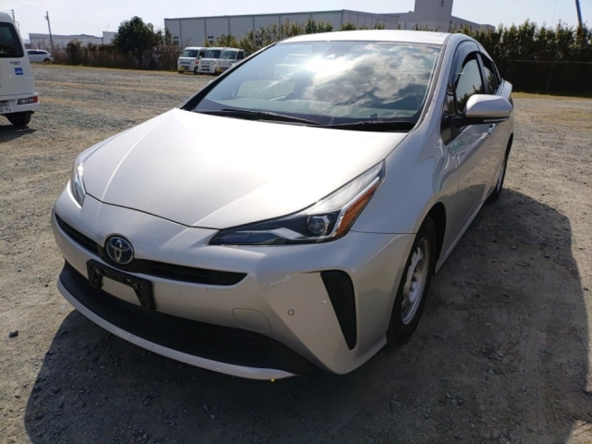 TOYOTA PRIUS ZVW51 2021