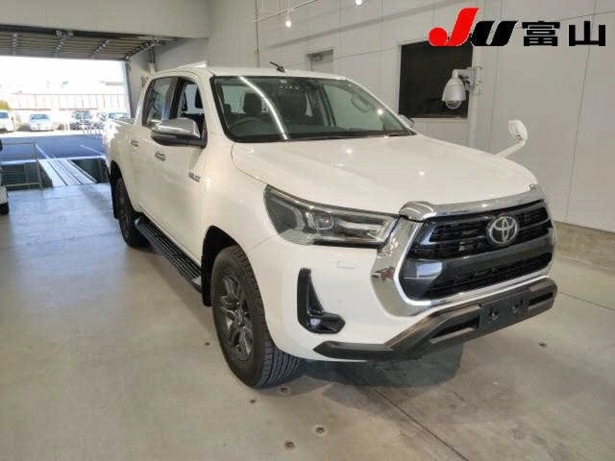 TOYOTA HILUX GUN125 2022