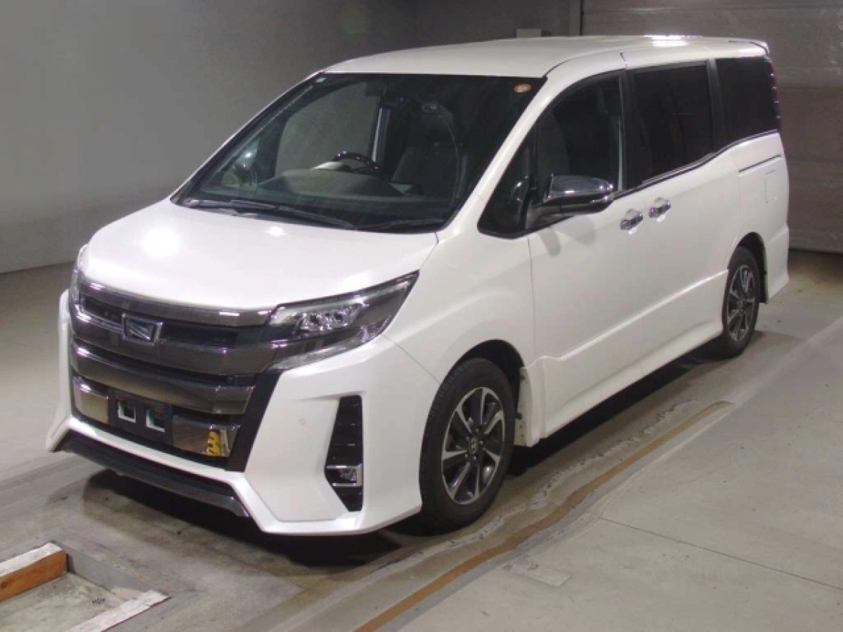 TOYOTA NOAH ZRR80W 2021