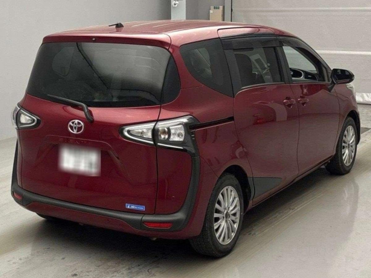 TOYOTA SIENTA