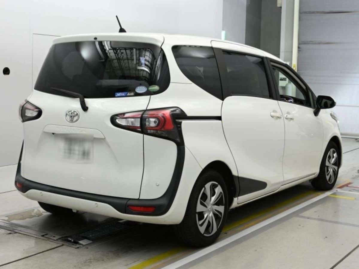 TOYOTA SIENTA