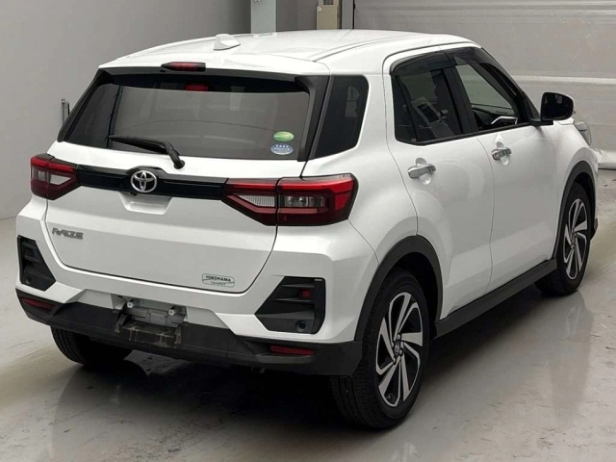 TOYOTA RAIZE