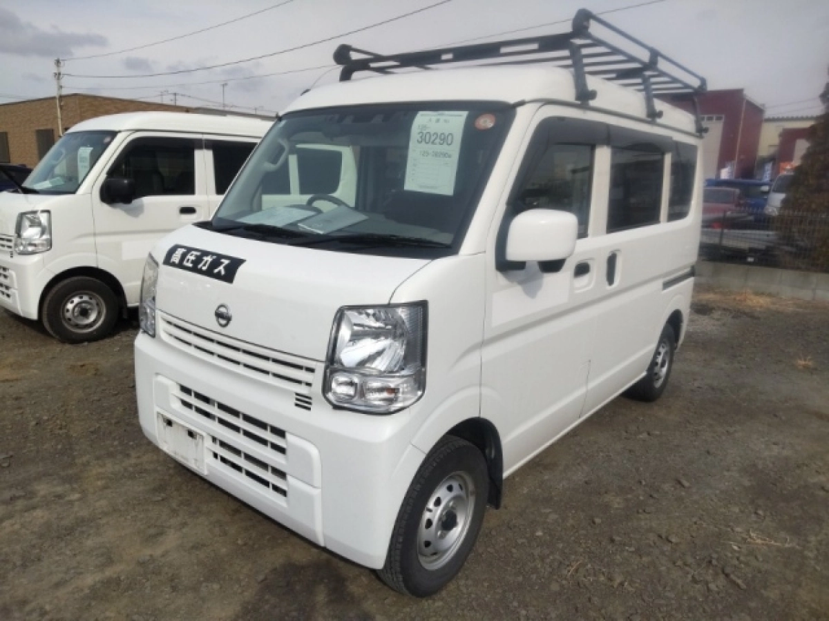 NISSAN CLIPPER VAN DR17V 2022
