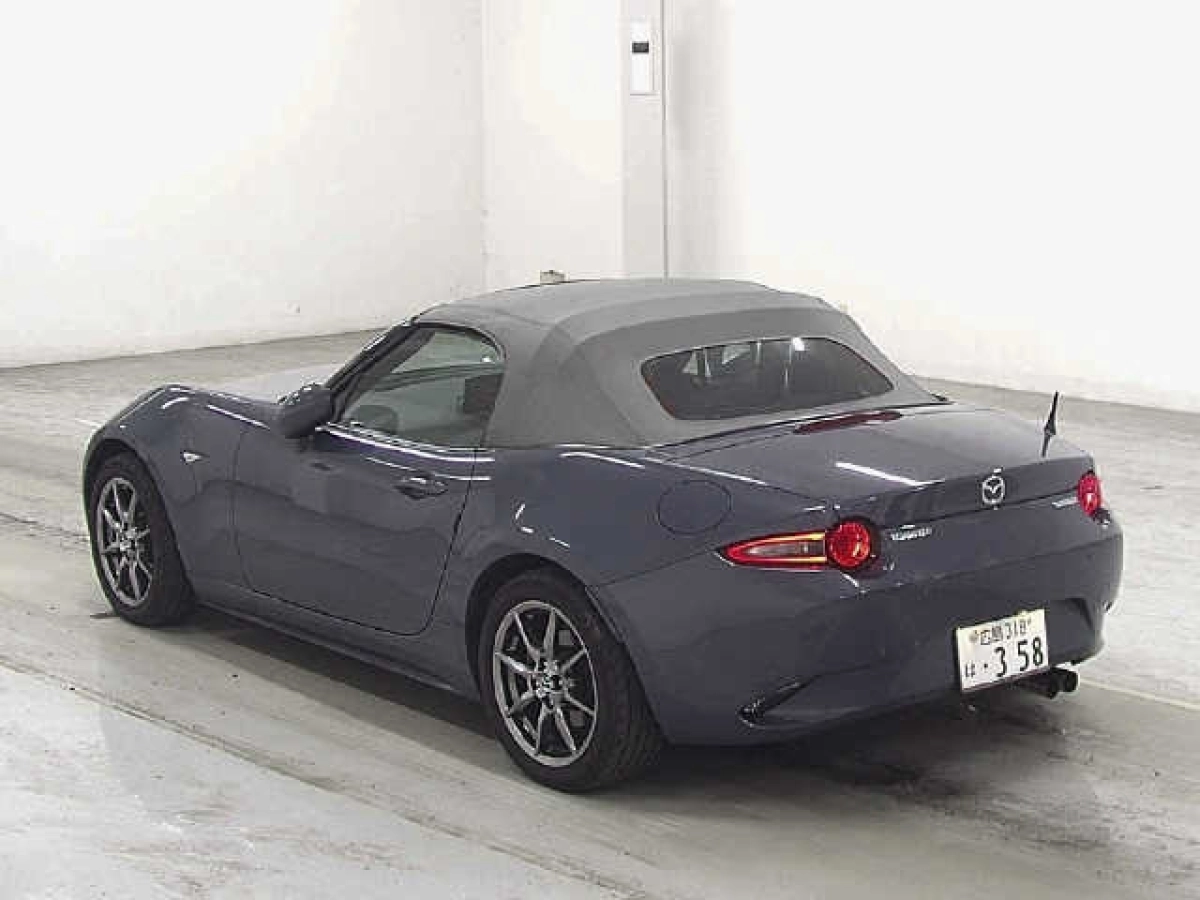 MAZDA ROADSTER