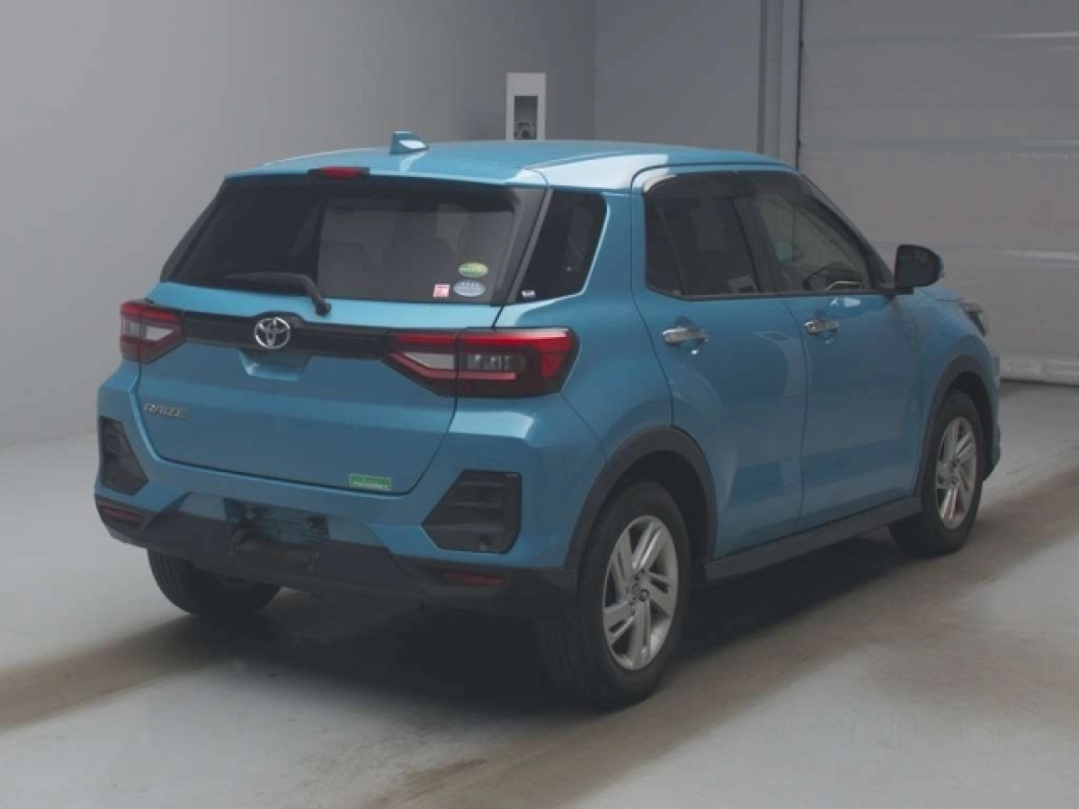 TOYOTA RAIZE