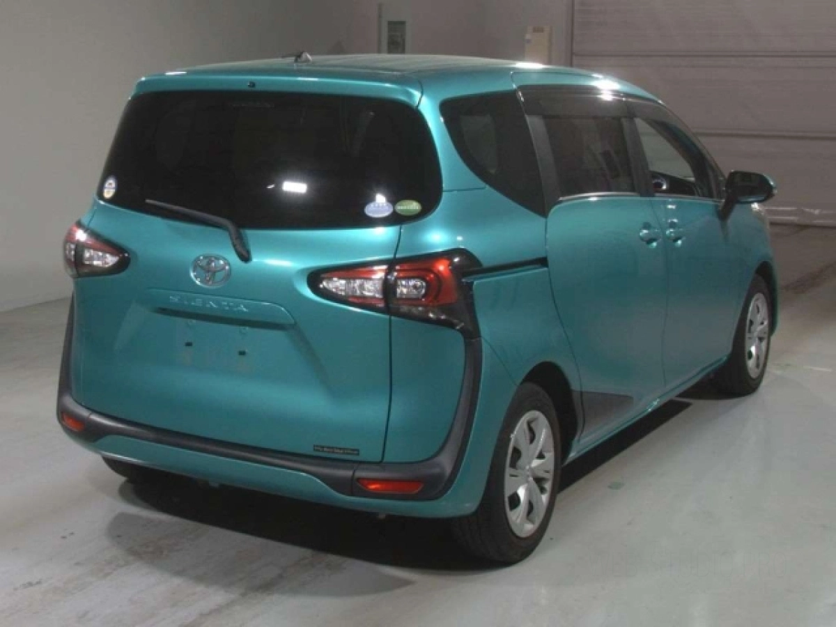 TOYOTA SIENTA