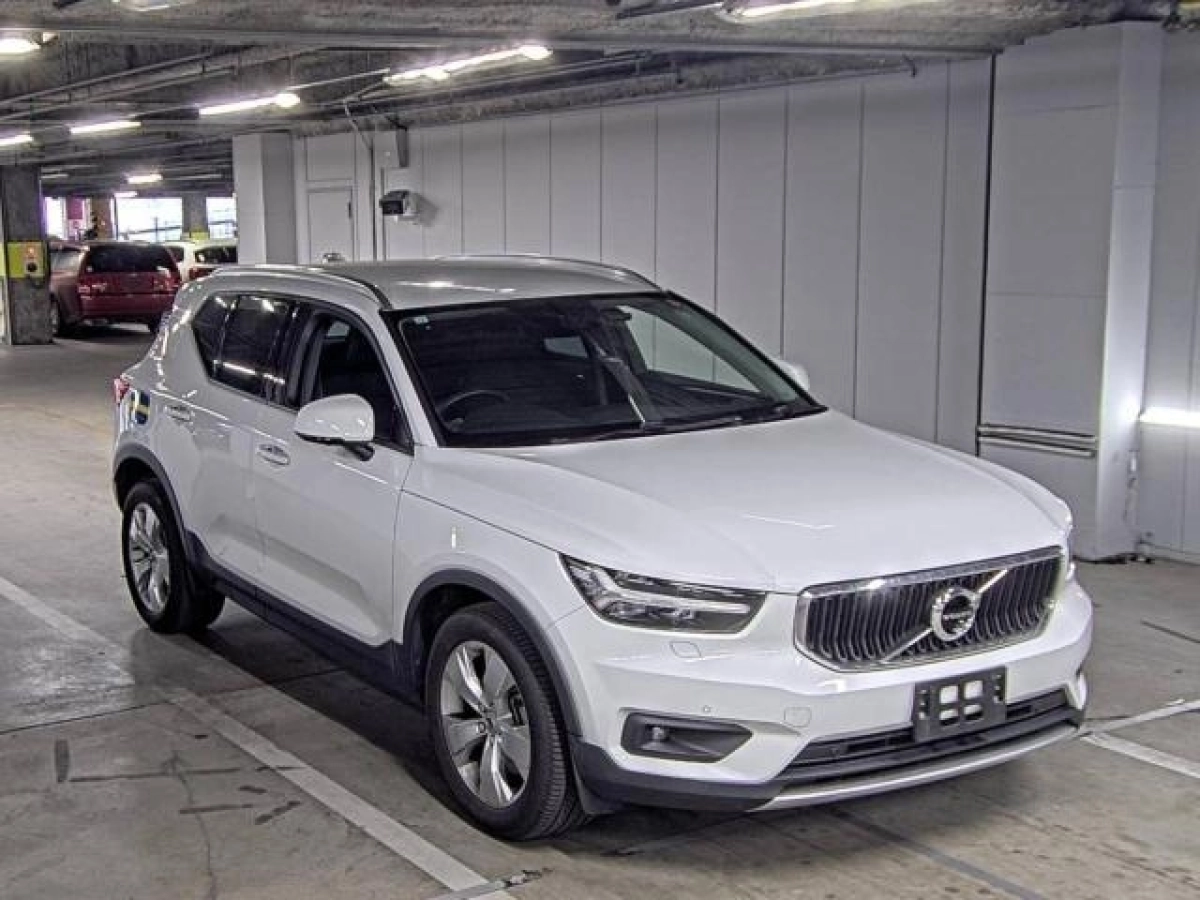 VOLVO XC40 XB420XC 2019