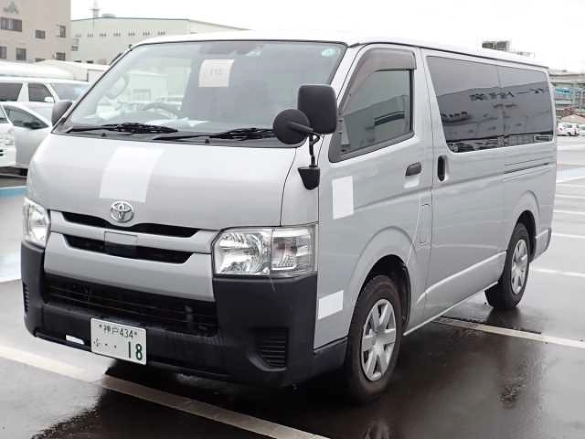 TOYOTA REGIUS ACE VAN GDH201V 2020