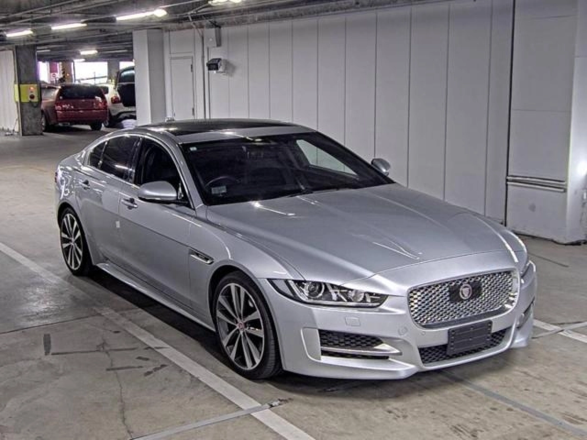 JAGUAR XE JA2XC 2019