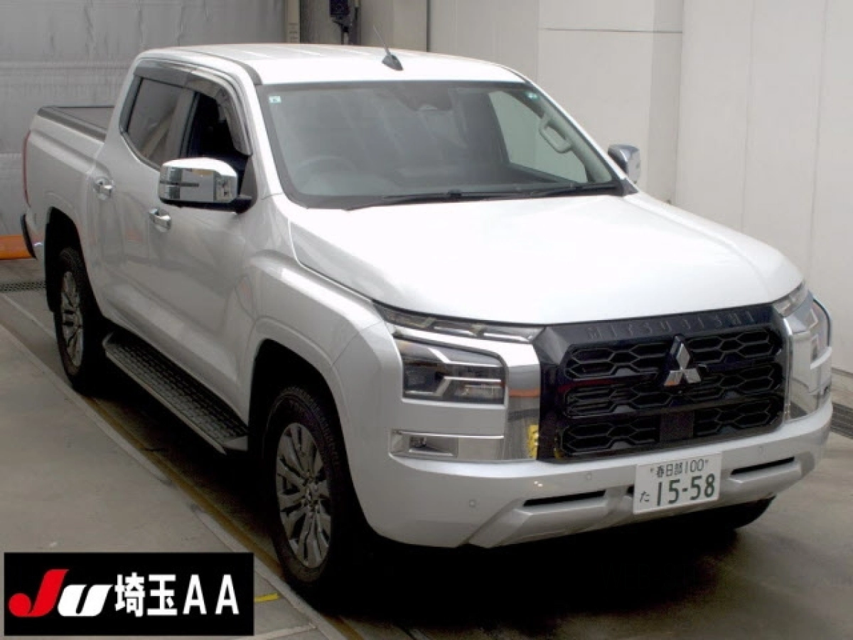 MITSUBISHI TRITON LC2T 2024