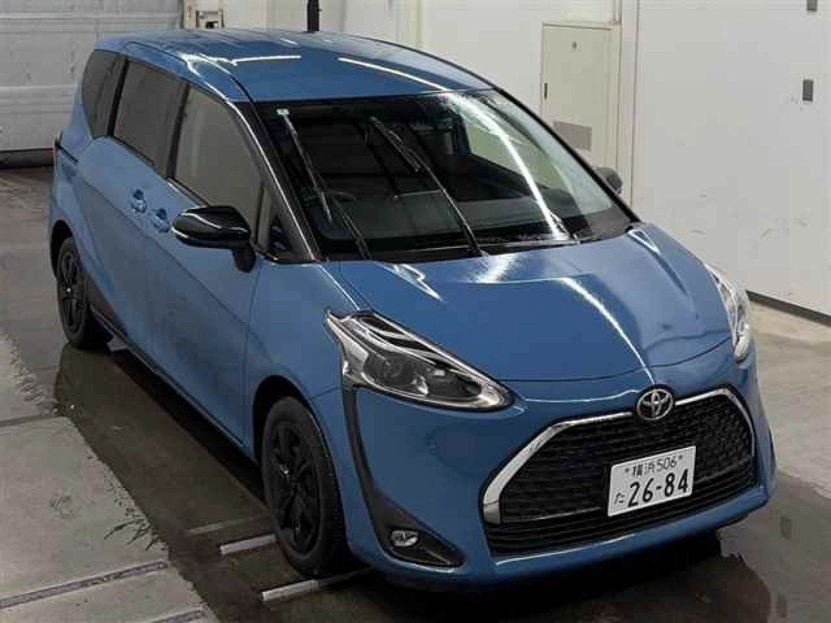 TOYOTA SIENTA