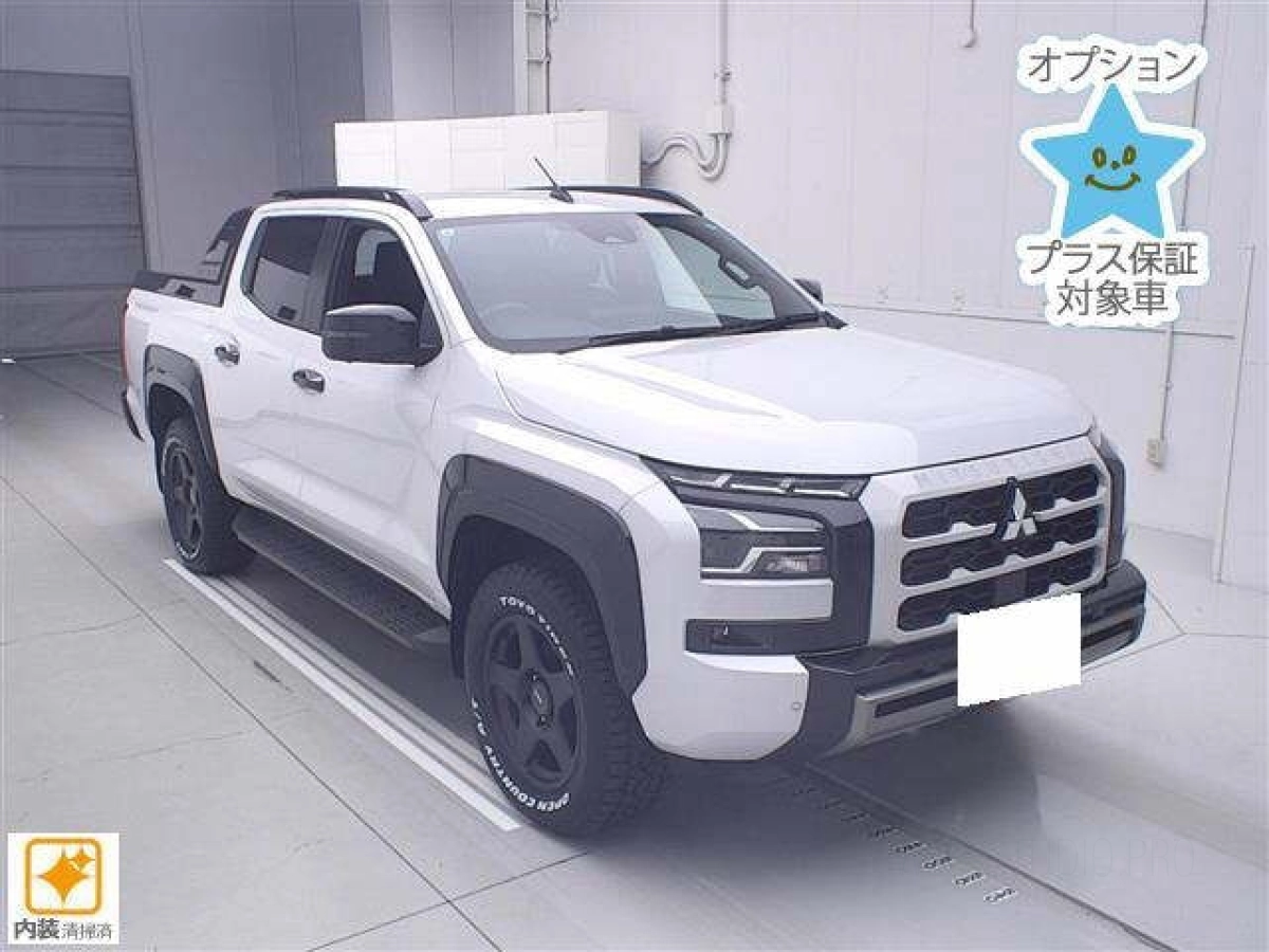 MITSUBISHI TRITON LC2T 2024