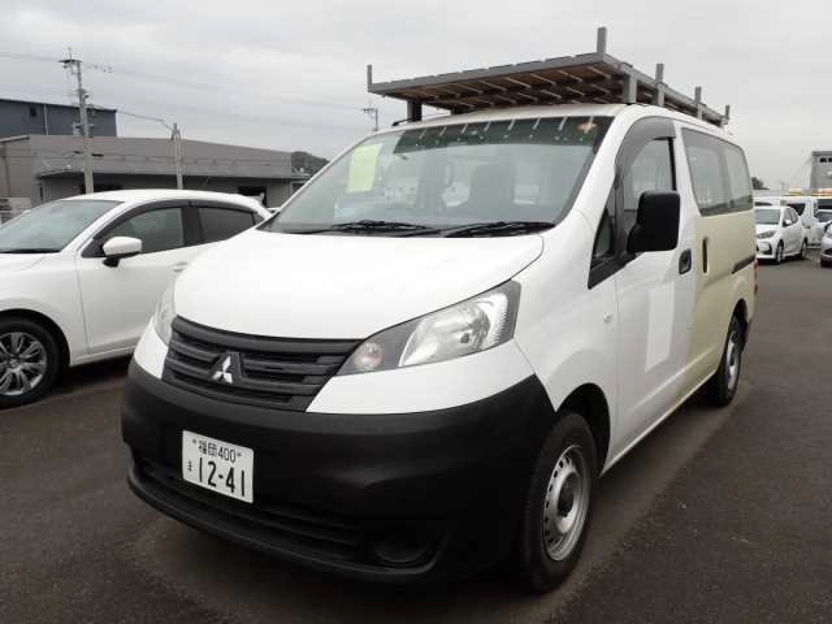 MITSUBISHI DELICA BVM20 2019