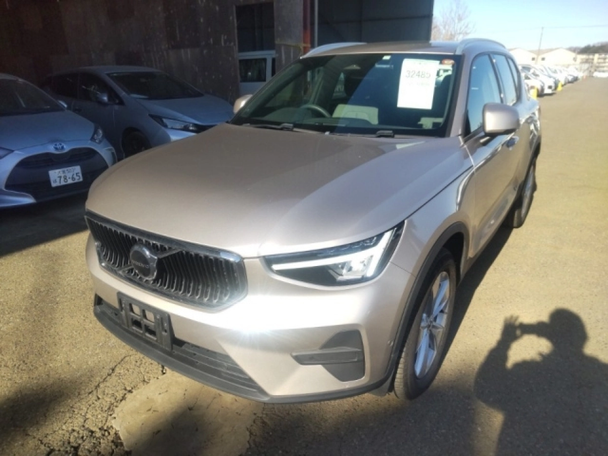 VOLVO XC40 XB420TXCM 2023