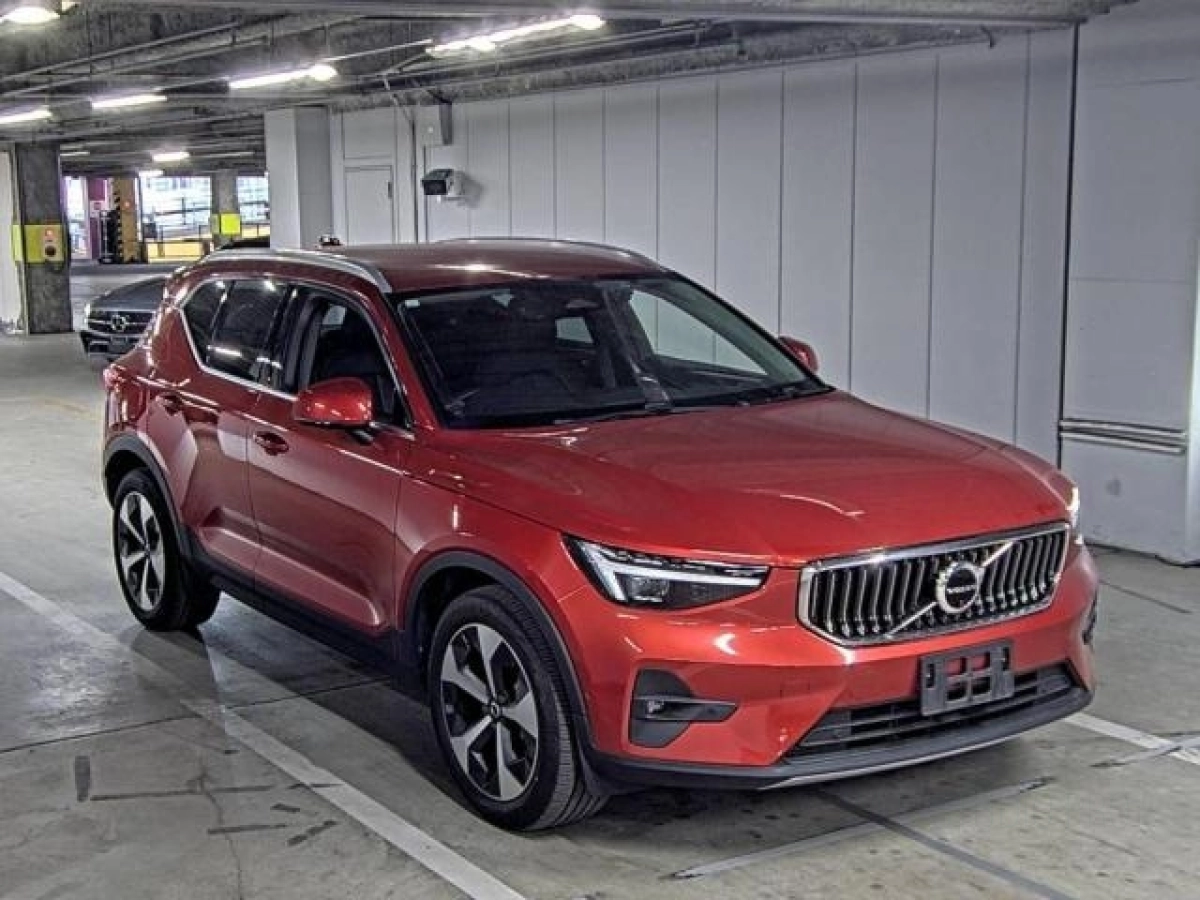 VOLVO XC40 XB420TXCM 2023