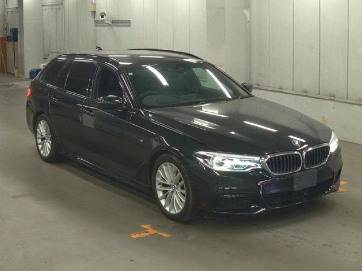 BMW 5 SERIES JM20 2019
