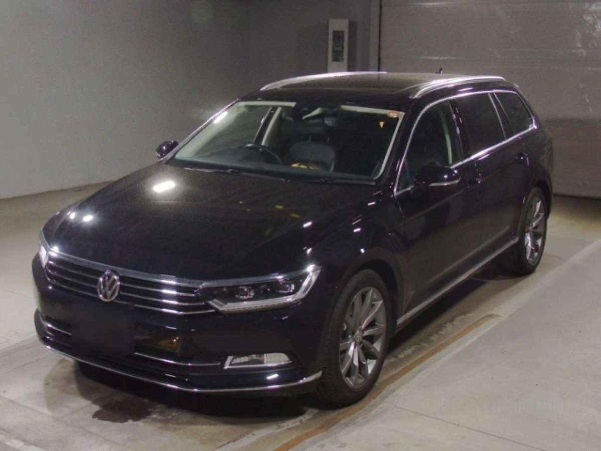 VOLKSWAGEN PASSAT VARIANT 3CCZE 2019