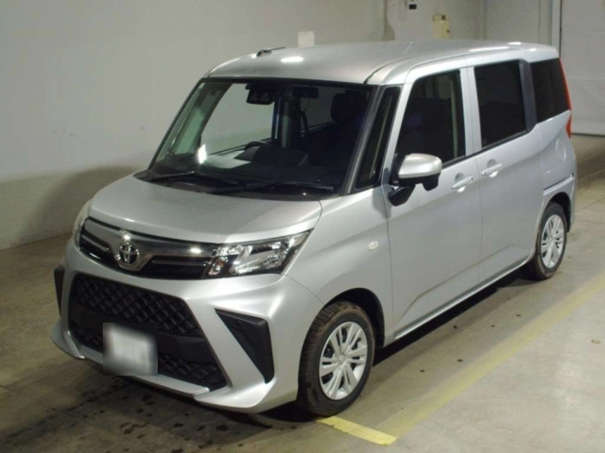 TOYOTA ROOMY M910A 2023