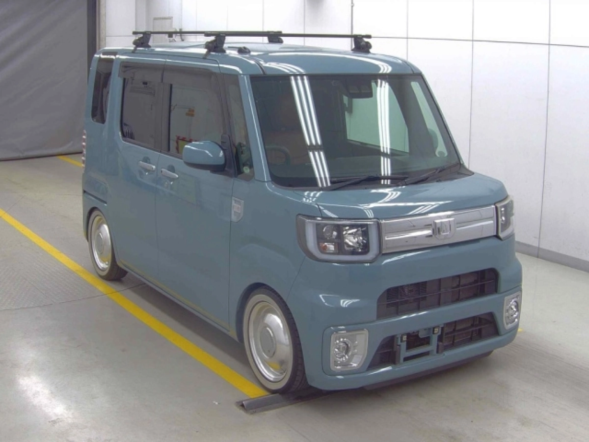 DAIHATSU WAKE LA700S 2021