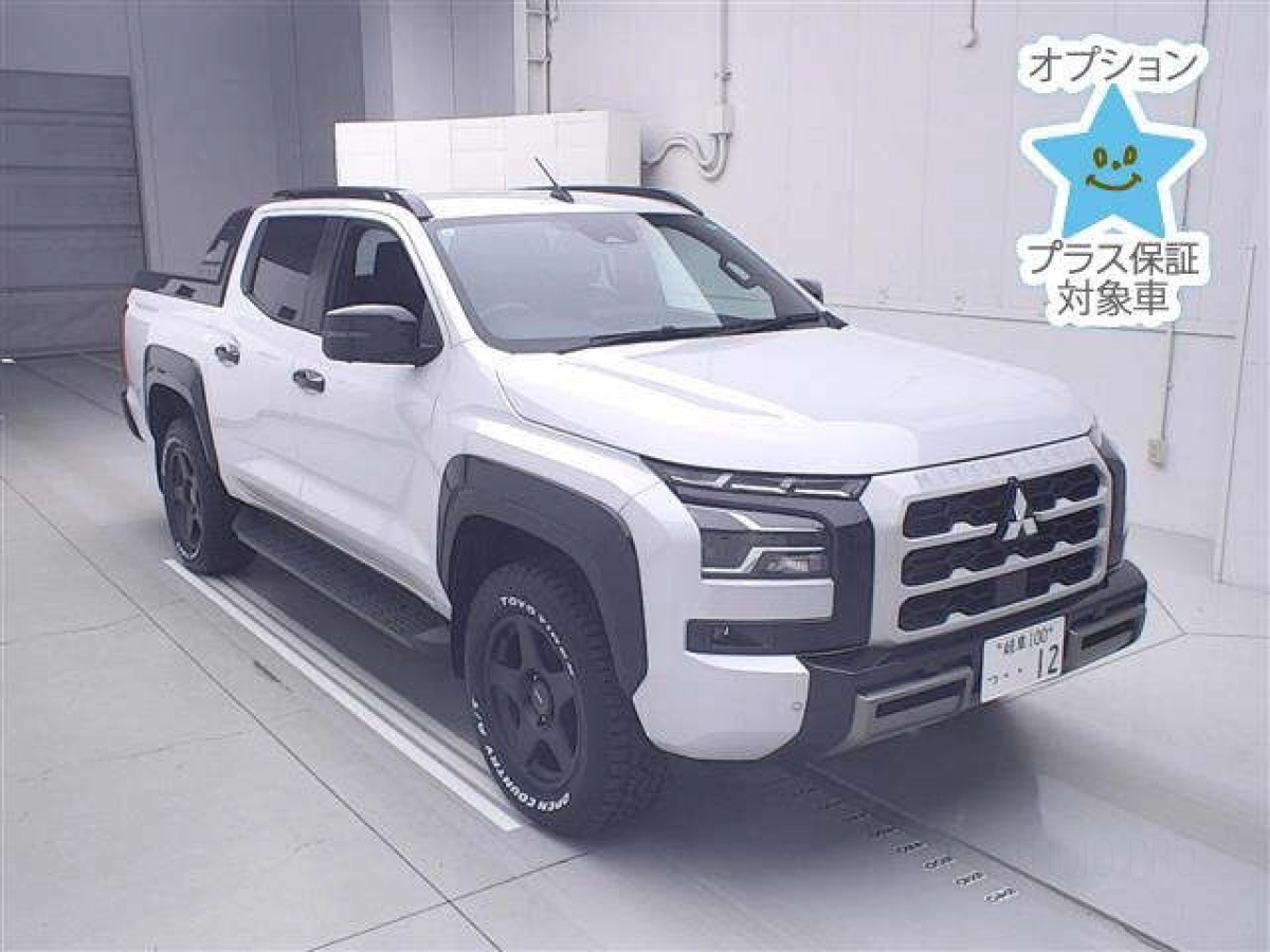 MITSUBISHI TRITON LC2T 2024