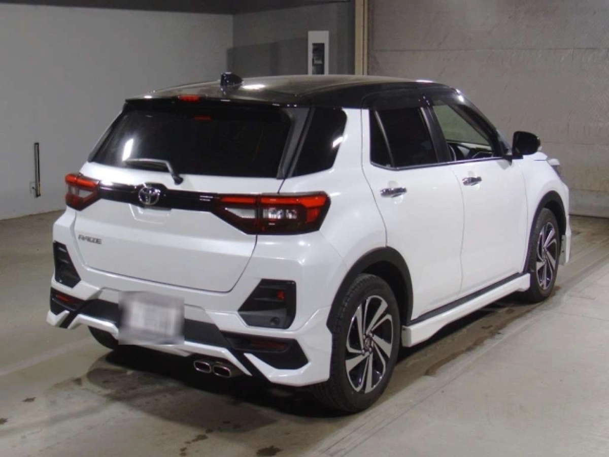 TOYOTA RAIZE
