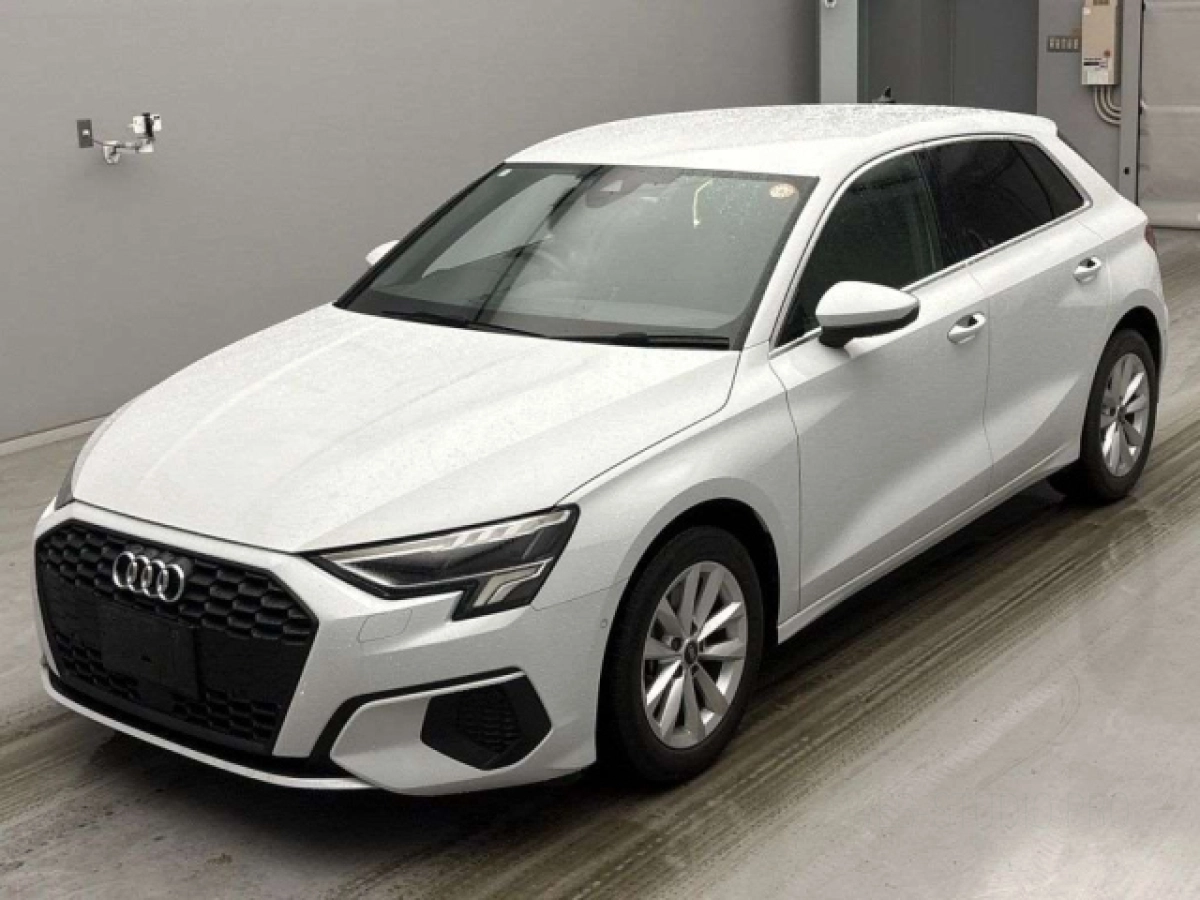 AUDI A3 GYDLA 2021