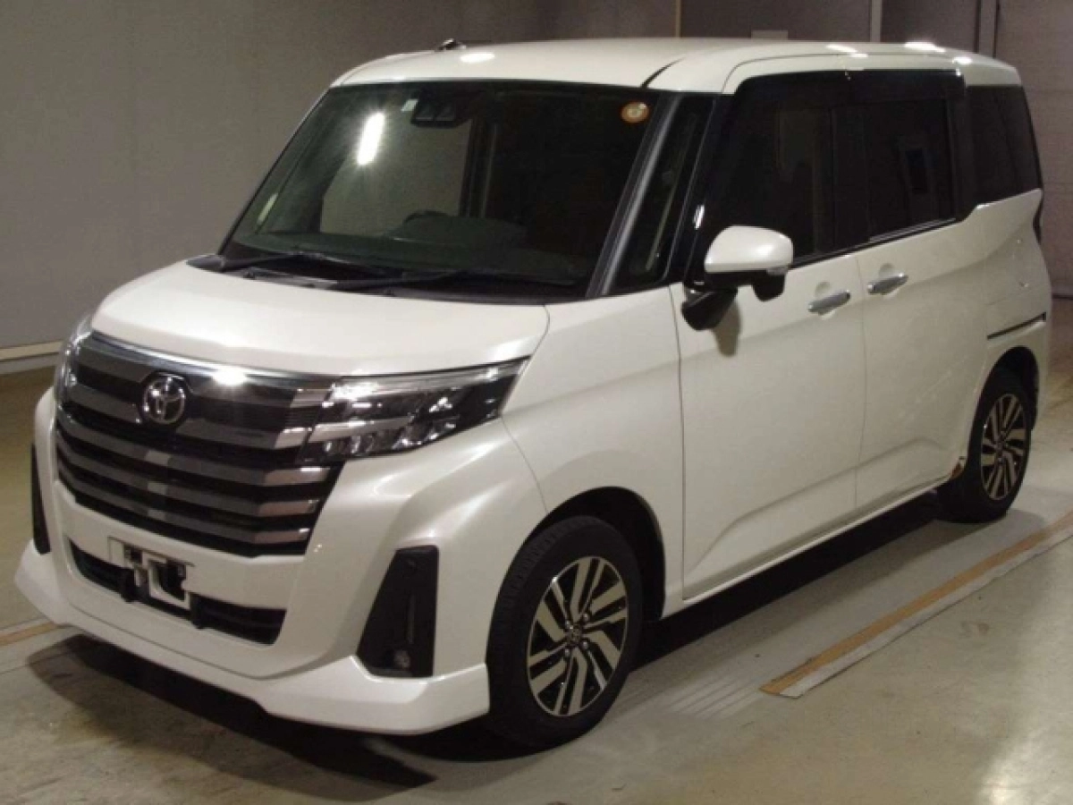 TOYOTA ROOMY M900A 2023