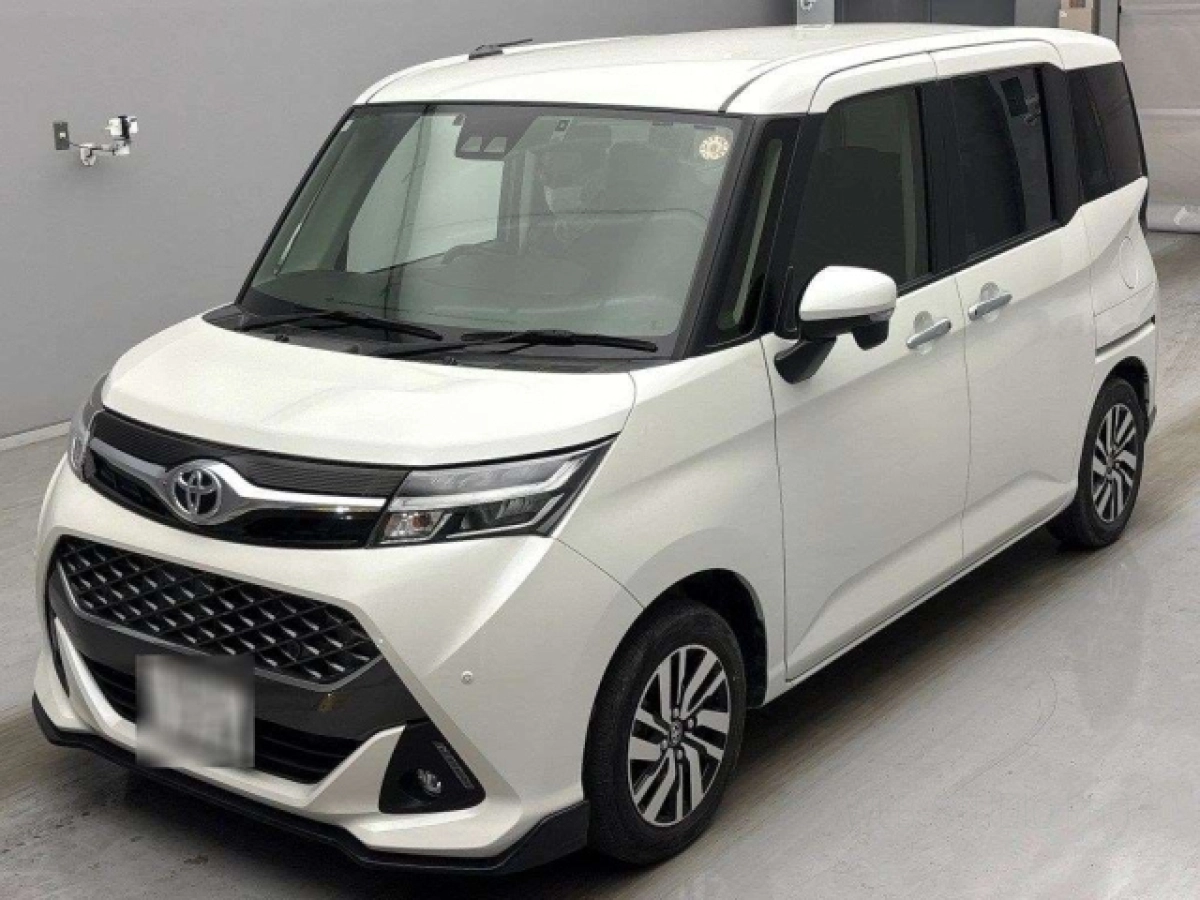 TOYOTA TANK M900A 2019