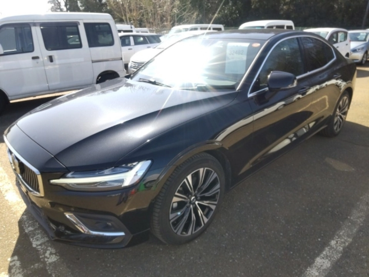 VOLVO S60 ZB420TM 2023