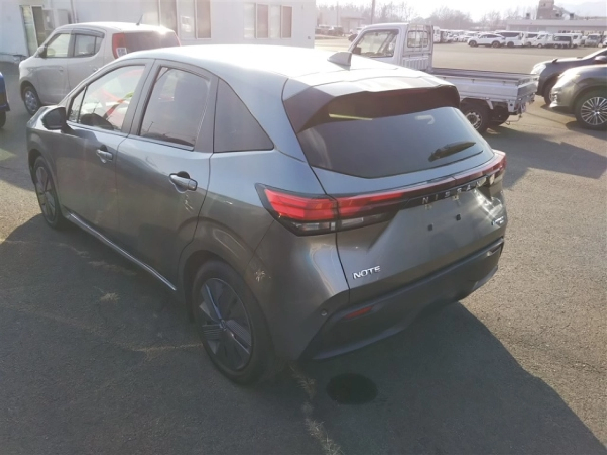 NISSAN NOTE