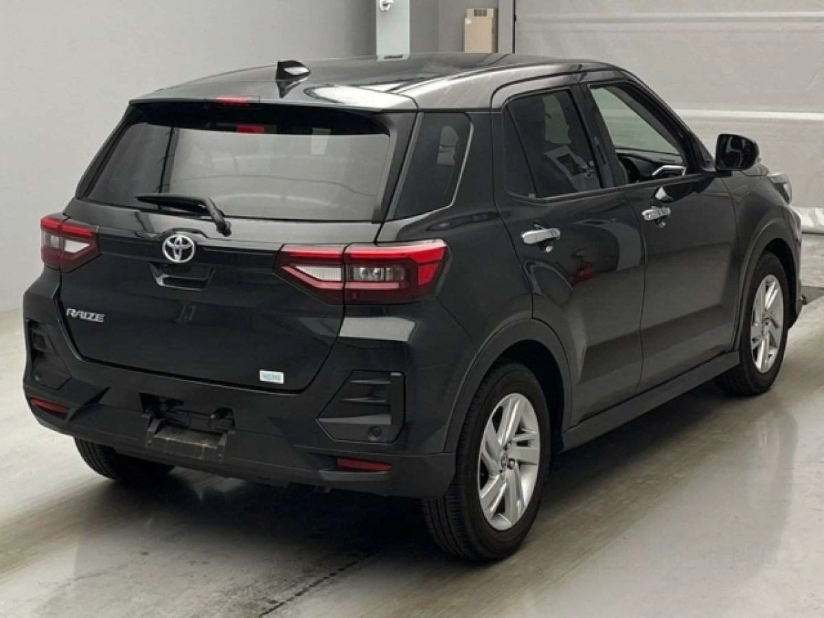 TOYOTA RAIZE