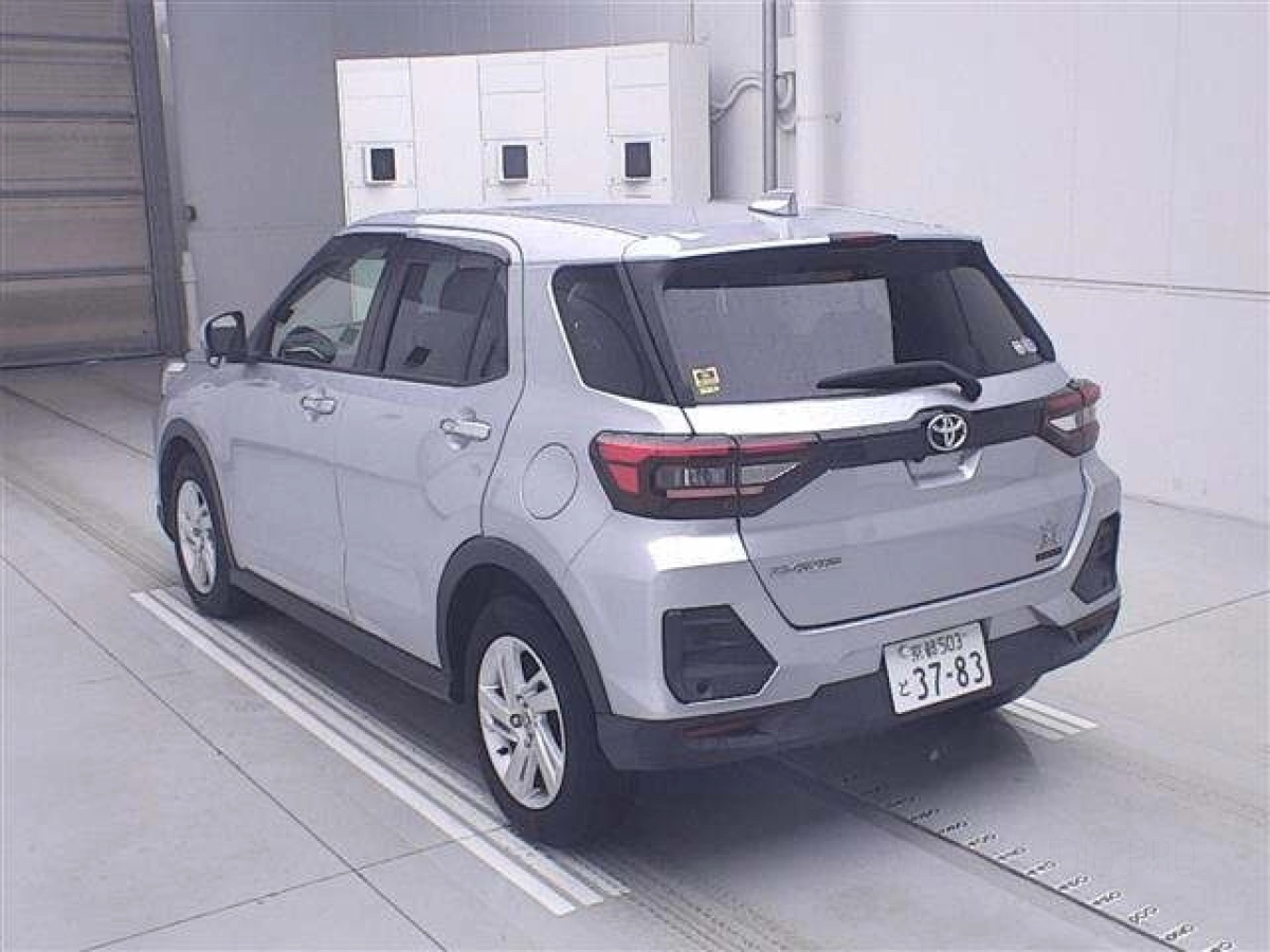 TOYOTA RAIZE
