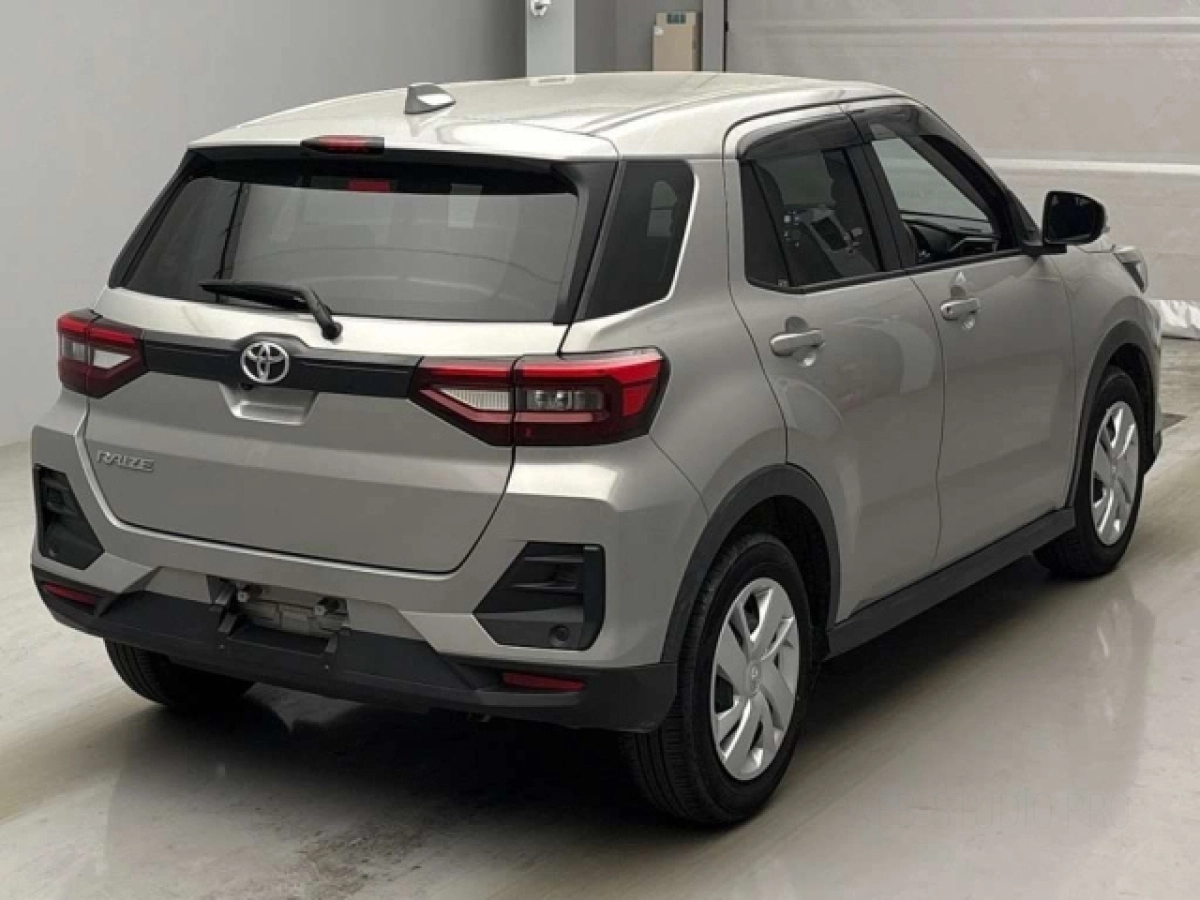 TOYOTA RAIZE
