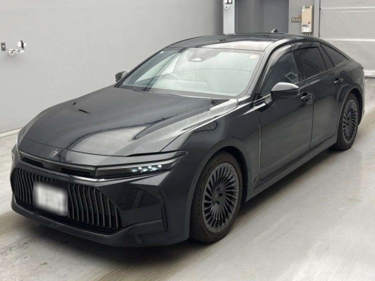 TOYOTA CROWN AZSH32 2024