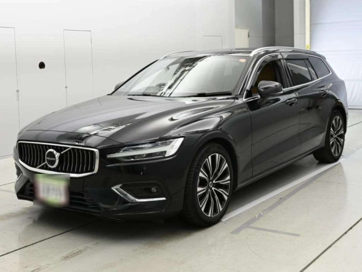VOLVO V60 ZB420TM 2023