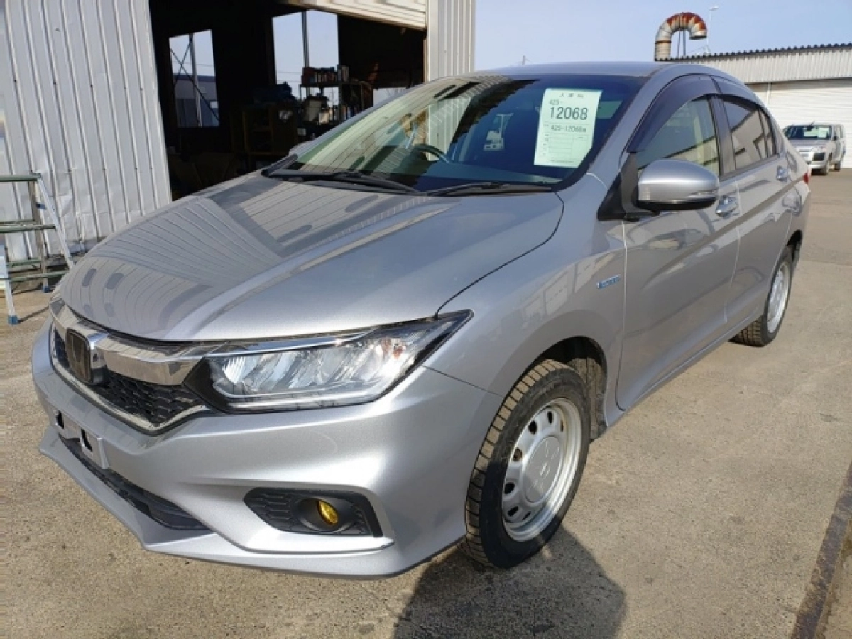 HONDA GRACE GM5 2019