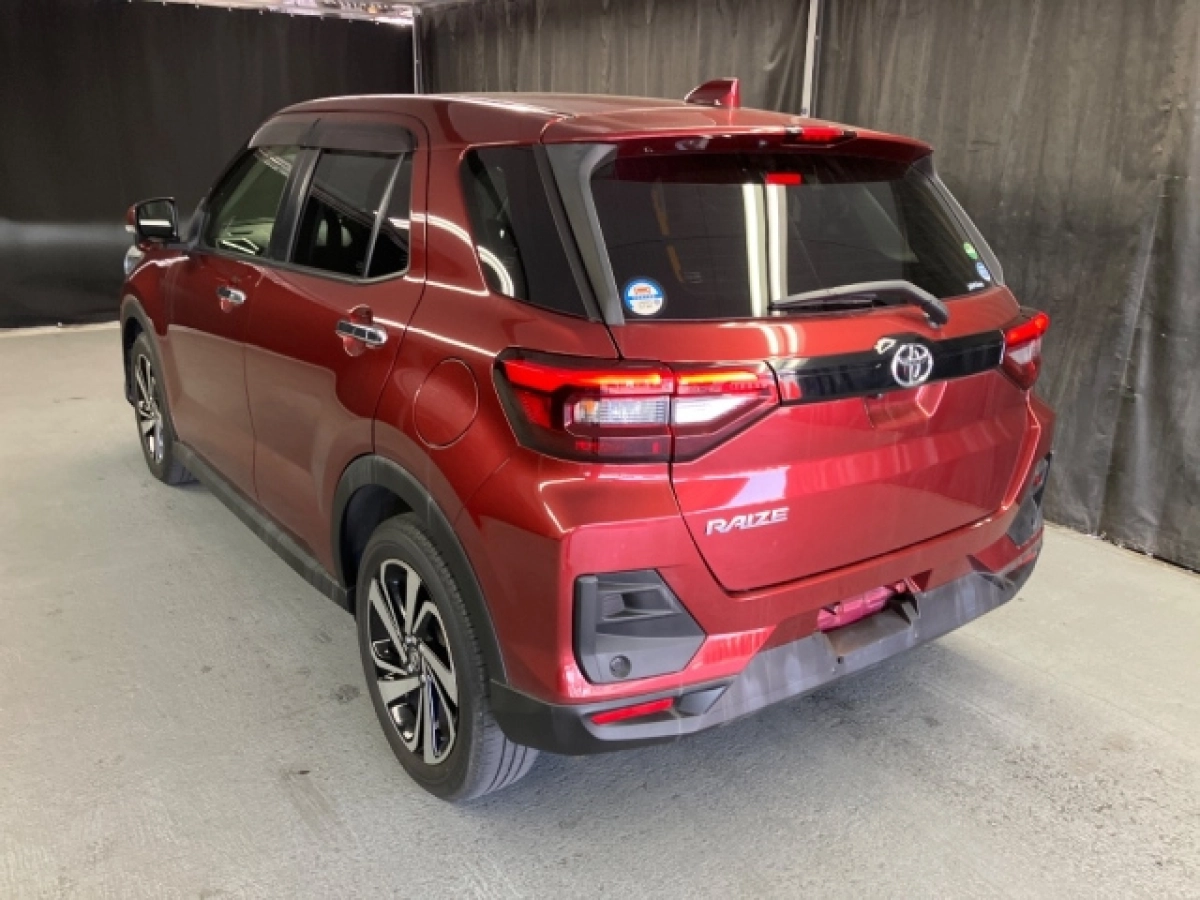 TOYOTA RAIZE
