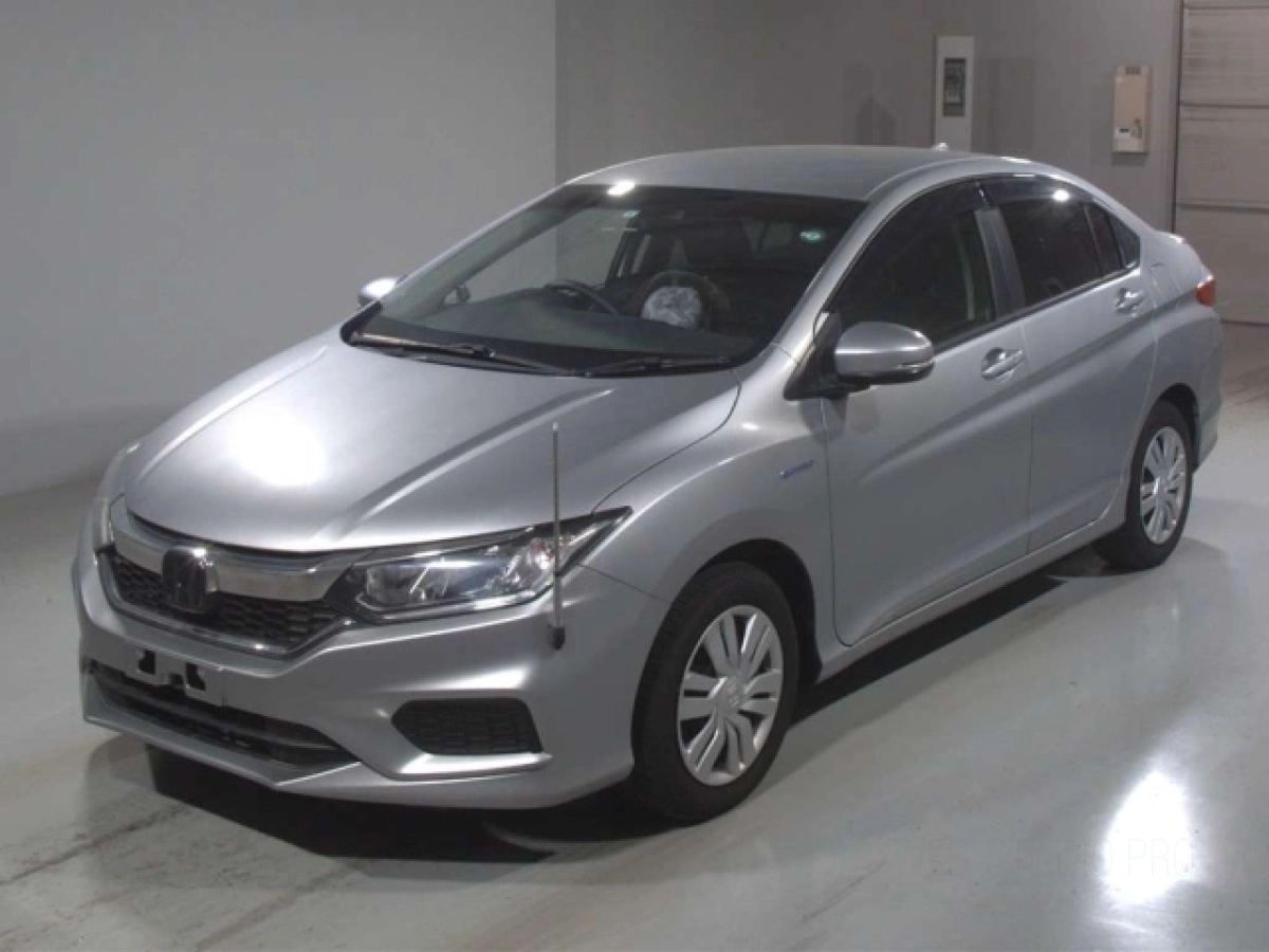 HONDA GRACE GM4 2019