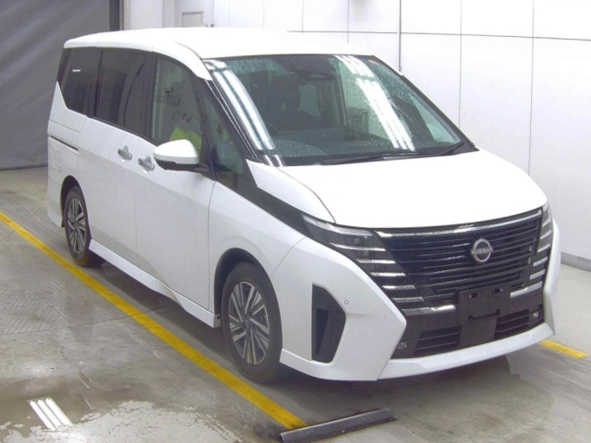 NISSAN SERENA FC28 2023