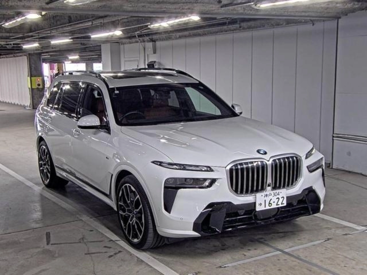 BMW X7 22EN30 2023