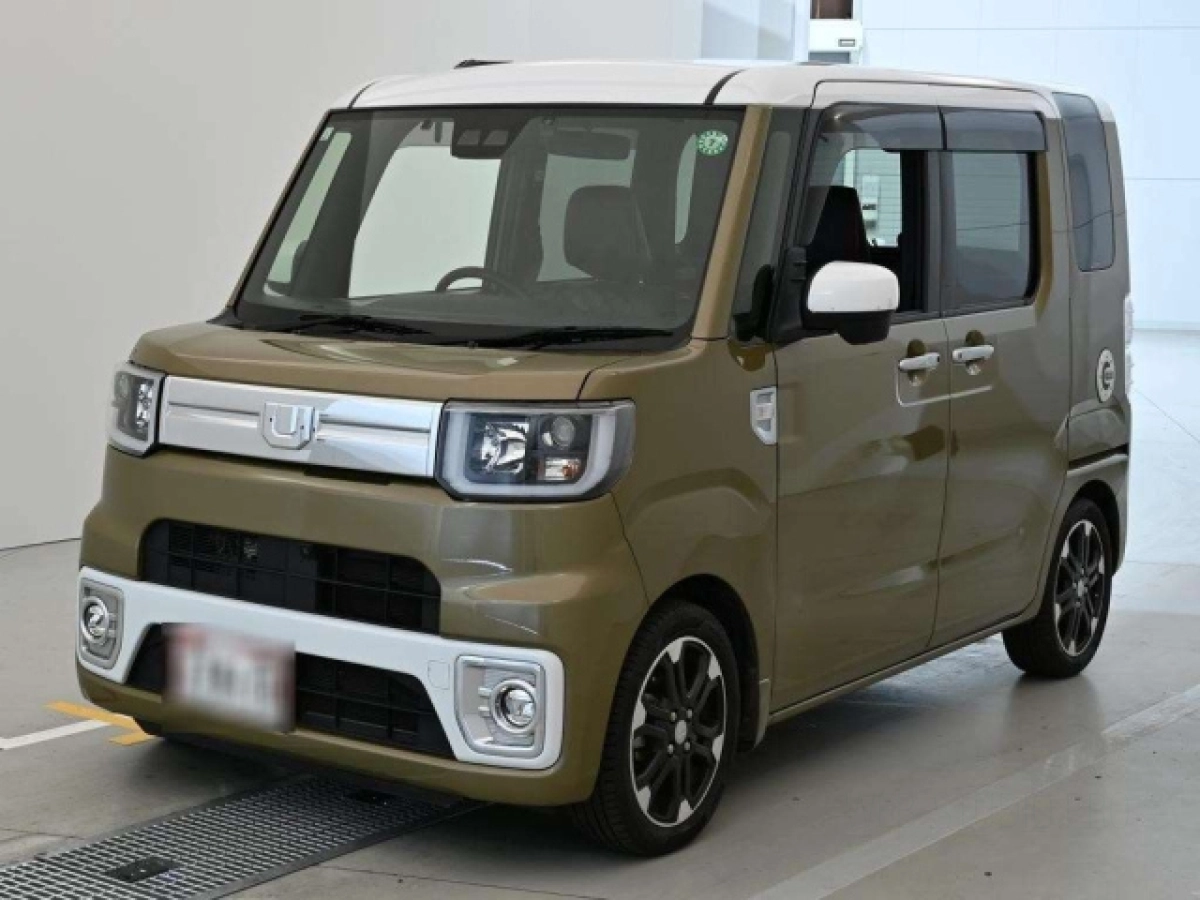 DAIHATSU WAKE LA700S 2021