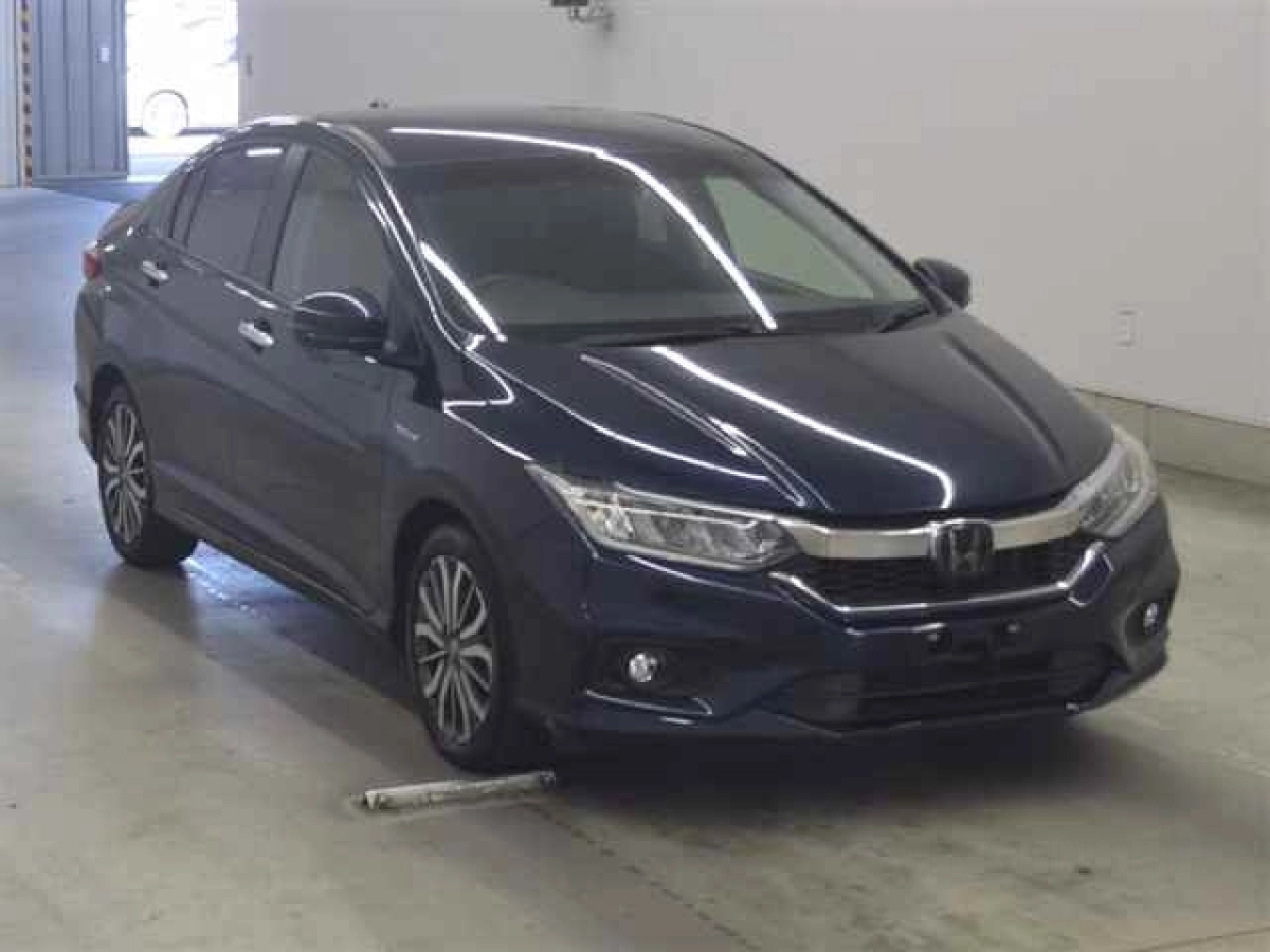 HONDA GRACE GM4 2019