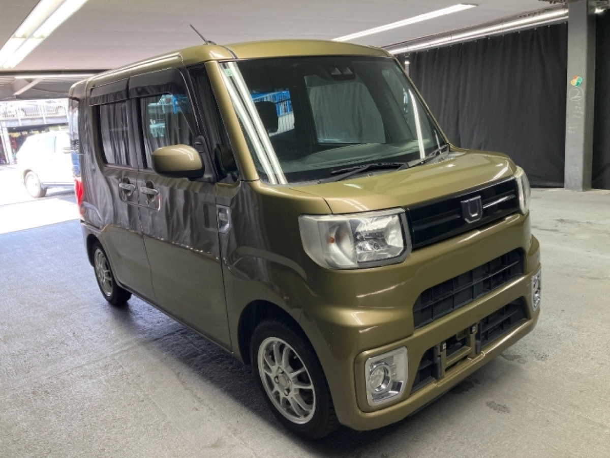 DAIHATSU WAKE LA700S 2019